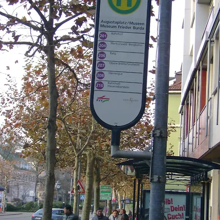 דירה Du Russel באדן-באדן