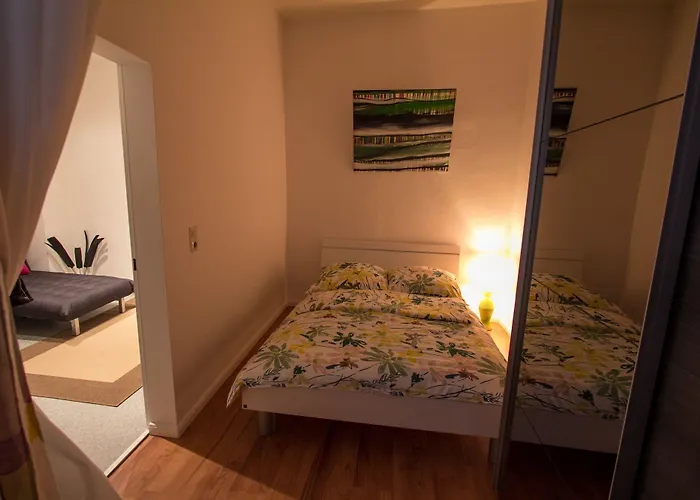 杜罗素套房 公寓 *