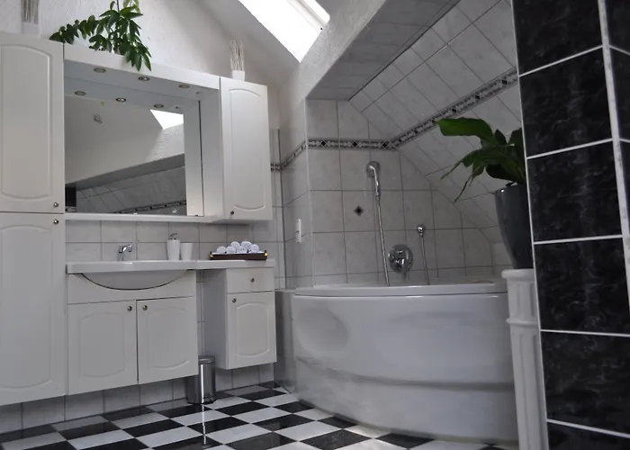 دو روسيل * بادن بادن